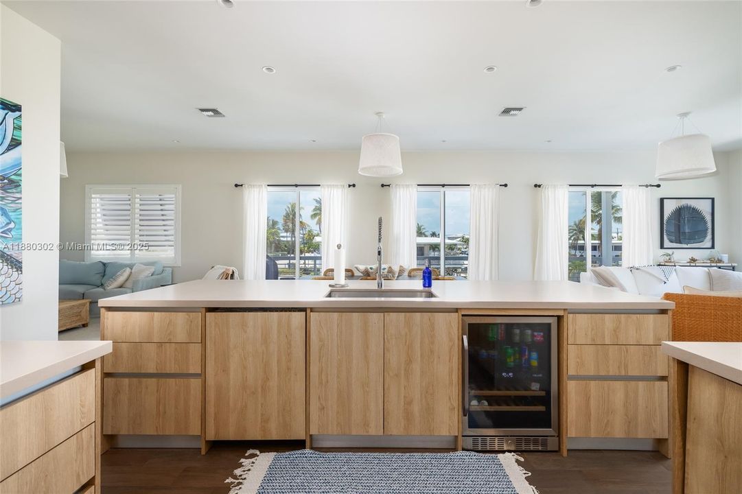 For Sale: $3,795,000 (4 beds, 4 baths, 3004 Square Feet)