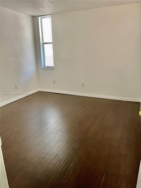 En Venta: $165,000 (2 camas, 2 baños, 834 Pies cuadrados)