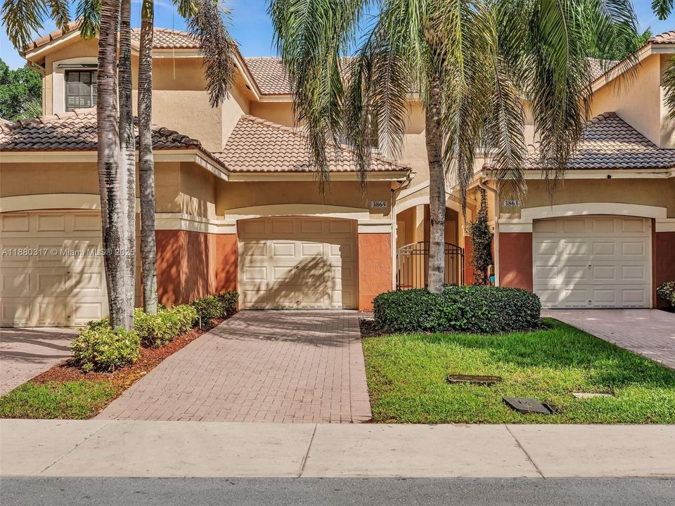 待售: $425,000 (2 贝兹, 1 浴室, 1437 平方英尺)