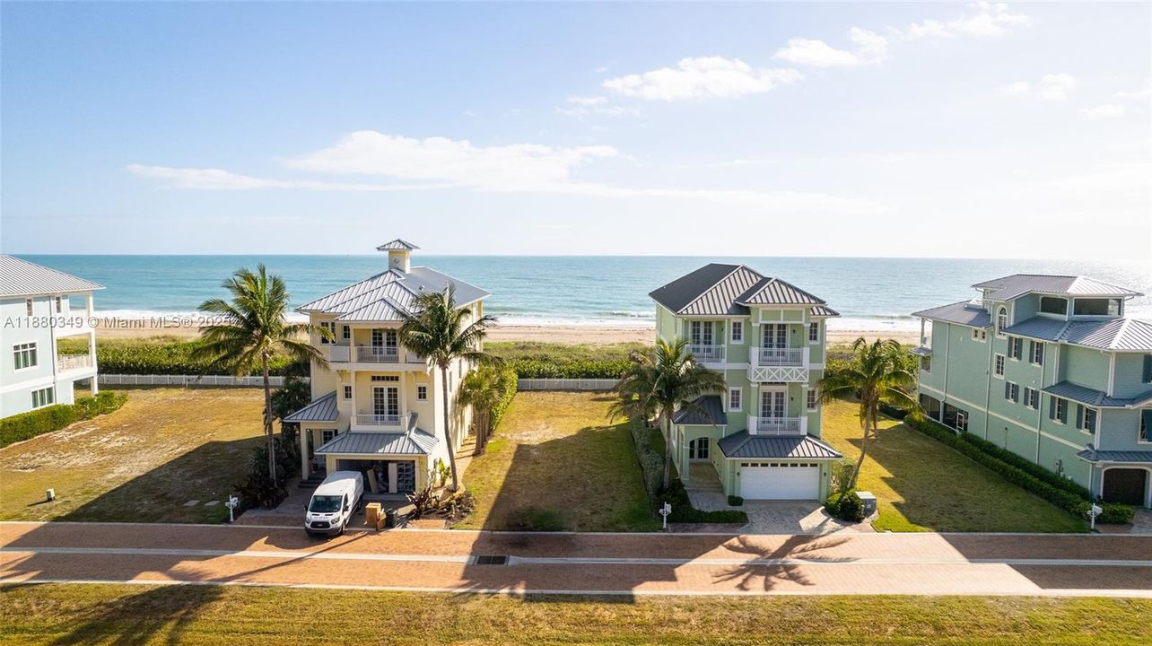 待售: $870,000 (0.12 acres)