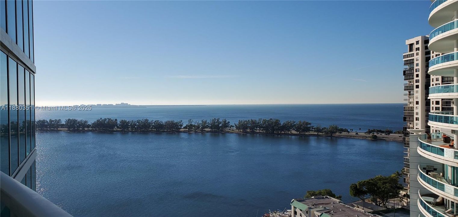 For Sale: $550,450 (1 beds, 1 baths, 791 Square Feet)