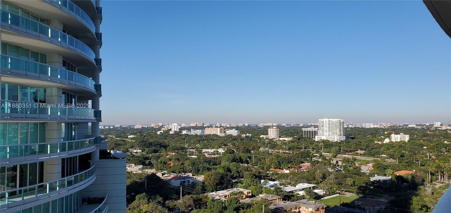 For Sale: $550,450 (1 beds, 1 baths, 791 Square Feet)