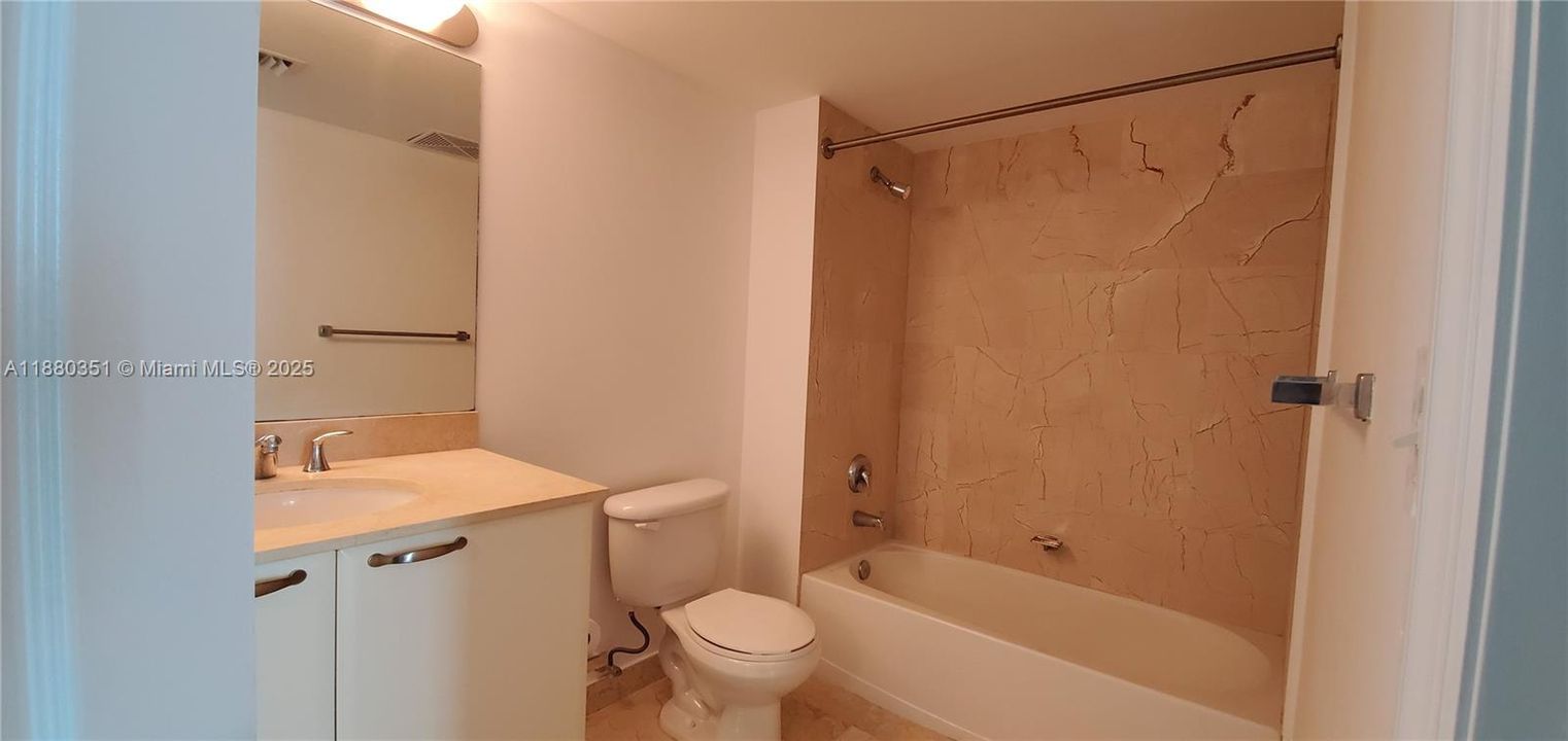 For Sale: $550,450 (1 beds, 1 baths, 791 Square Feet)