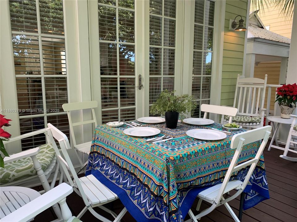 На продажу: $1,199,990 (2 спален, 2 ванн, 1376 Квадратных фут)