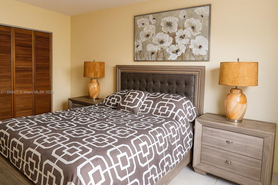 На продажу: $210,000 (1 спален, 1 ванн, 695 Квадратных фут)