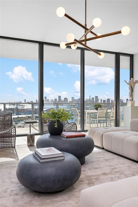 For Sale: $6,590,000 (3 beds, 3 baths, 2930 Square Feet)