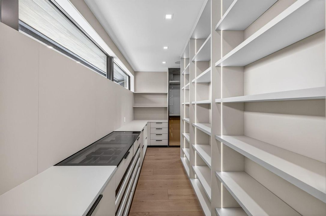 51-web-or-mls-A699A3837