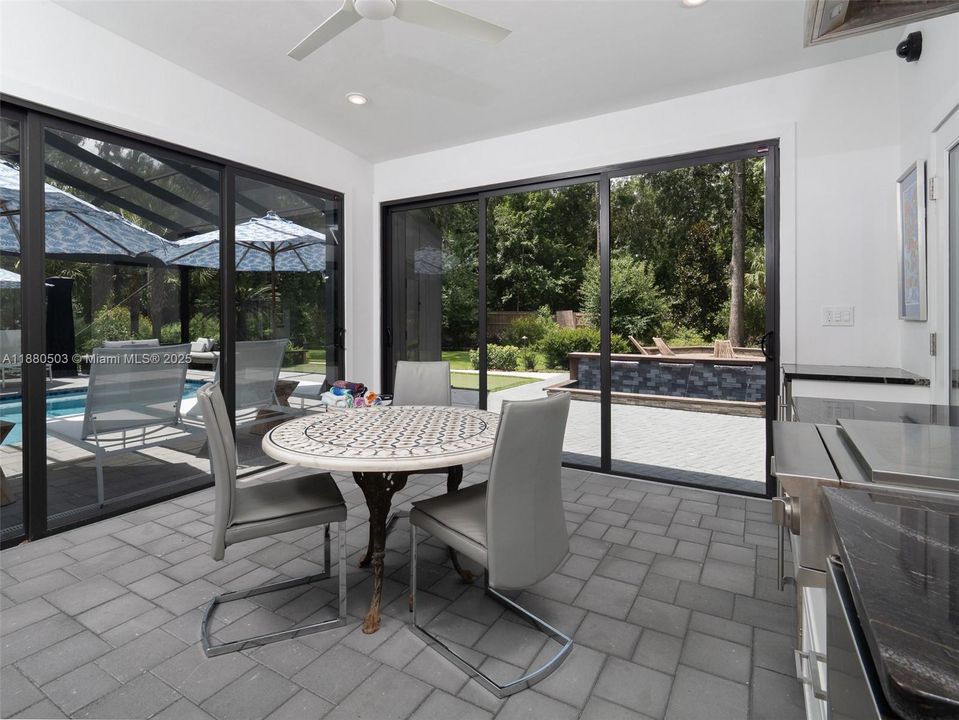 待售: $1,797,000 (4 贝兹, 4 浴室, 4560 平方英尺)