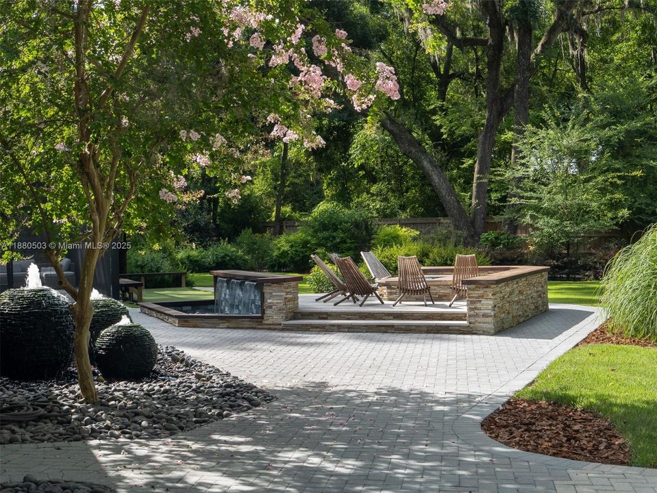 待售: $1,797,000 (4 贝兹, 4 浴室, 4560 平方英尺)