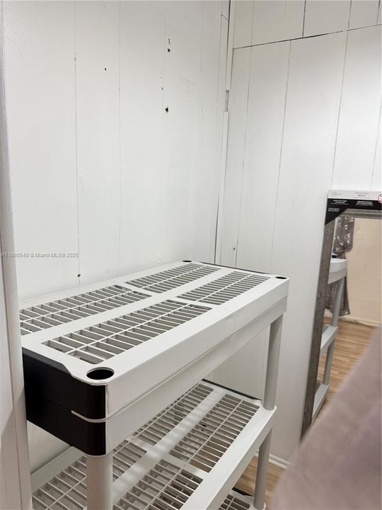 В аренду: $1,300 (1 спален, 1 ванн, 2678 Квадратных фут)