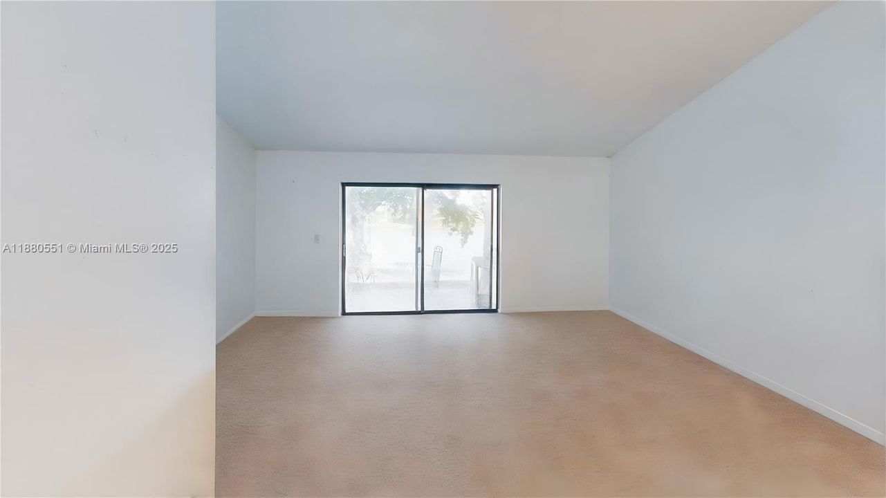 Active With Contract: $245,000 (2 beds, 2 baths, 1120 Square Feet)