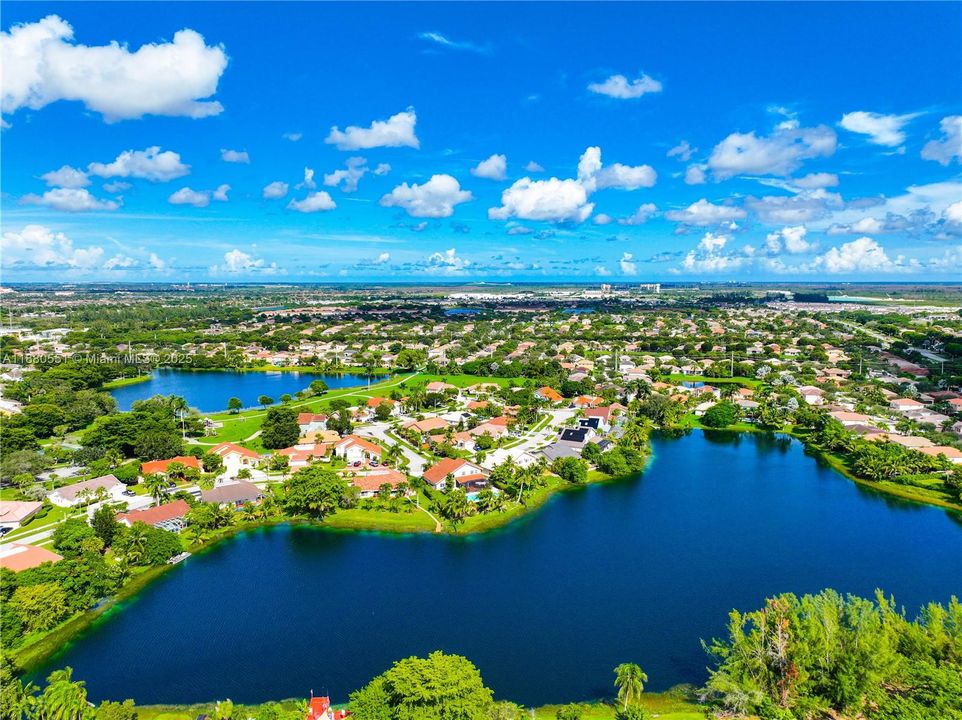 Active With Contract: $245,000 (2 beds, 2 baths, 1120 Square Feet)