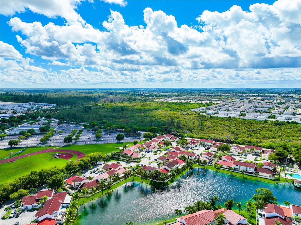 Active With Contract: $245,000 (2 beds, 2 baths, 1120 Square Feet)