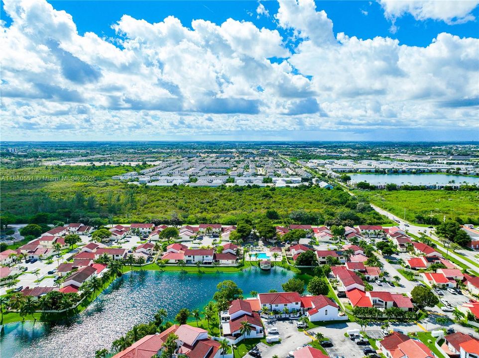 Active With Contract: $245,000 (2 beds, 2 baths, 1120 Square Feet)