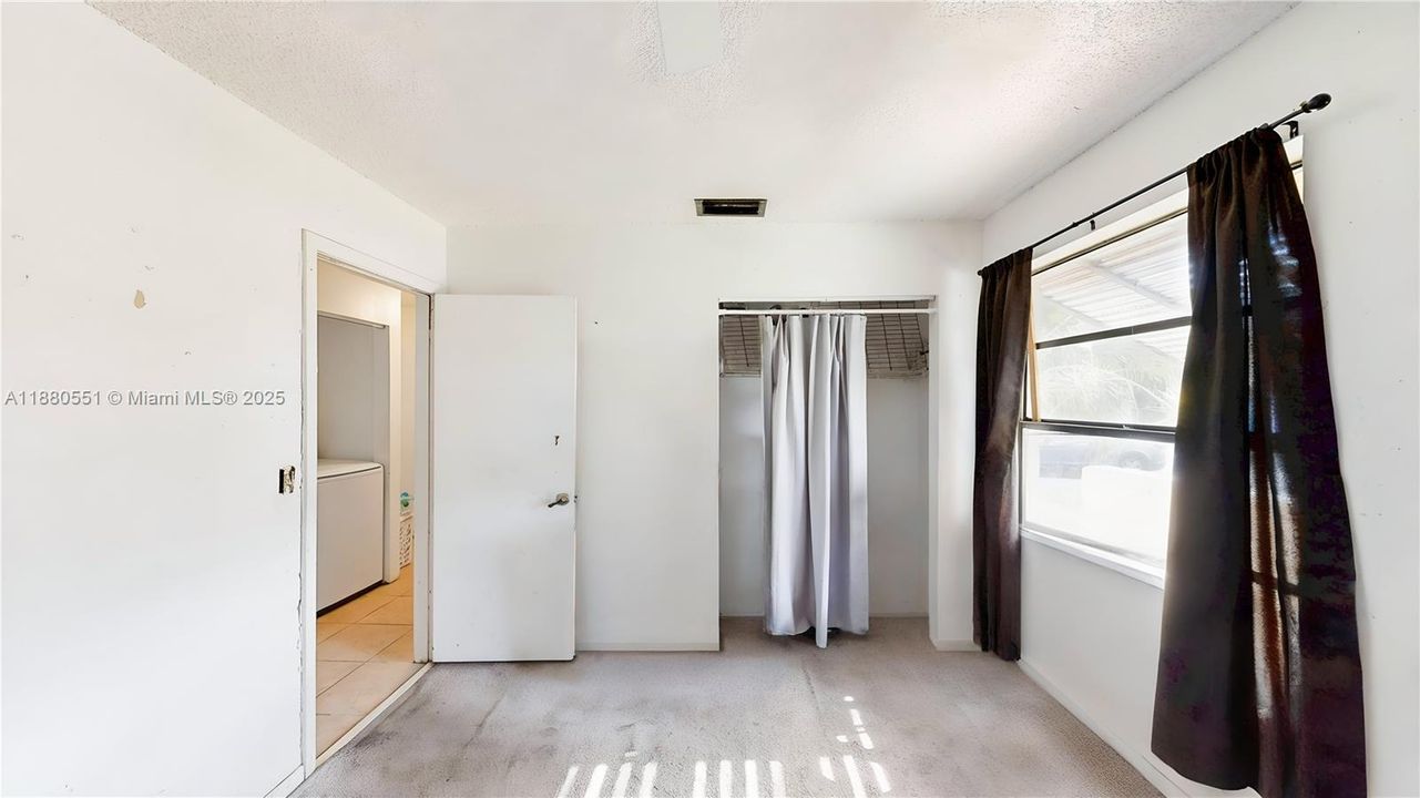 Active With Contract: $245,000 (2 beds, 2 baths, 1120 Square Feet)