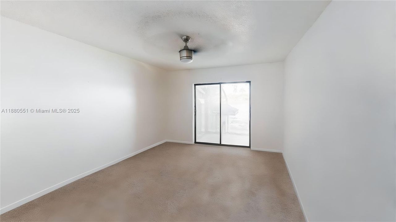 Active With Contract: $245,000 (2 beds, 2 baths, 1120 Square Feet)