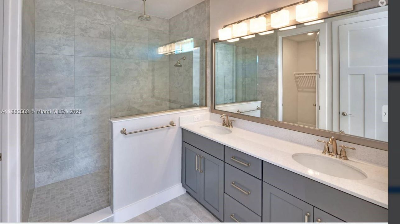 For Sale: $1,324,999 (2 beds, 2 baths, 0 Square Feet)