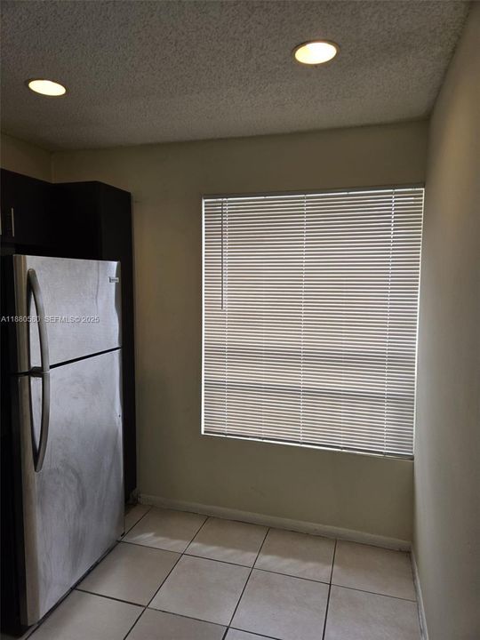 Activo con contrato: $219,900 (2 camas, 2 baños, 1084 Pies cuadrados)