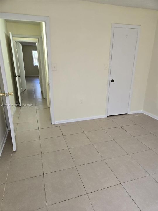 Activo con contrato: $219,900 (2 camas, 2 baños, 1084 Pies cuadrados)