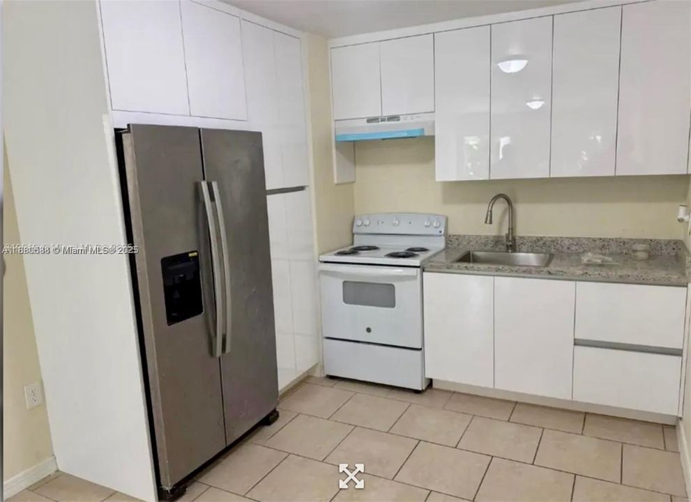 En Venta: $1,000,000 (0 camas, 0 baños, 2451 Pies cuadrados)