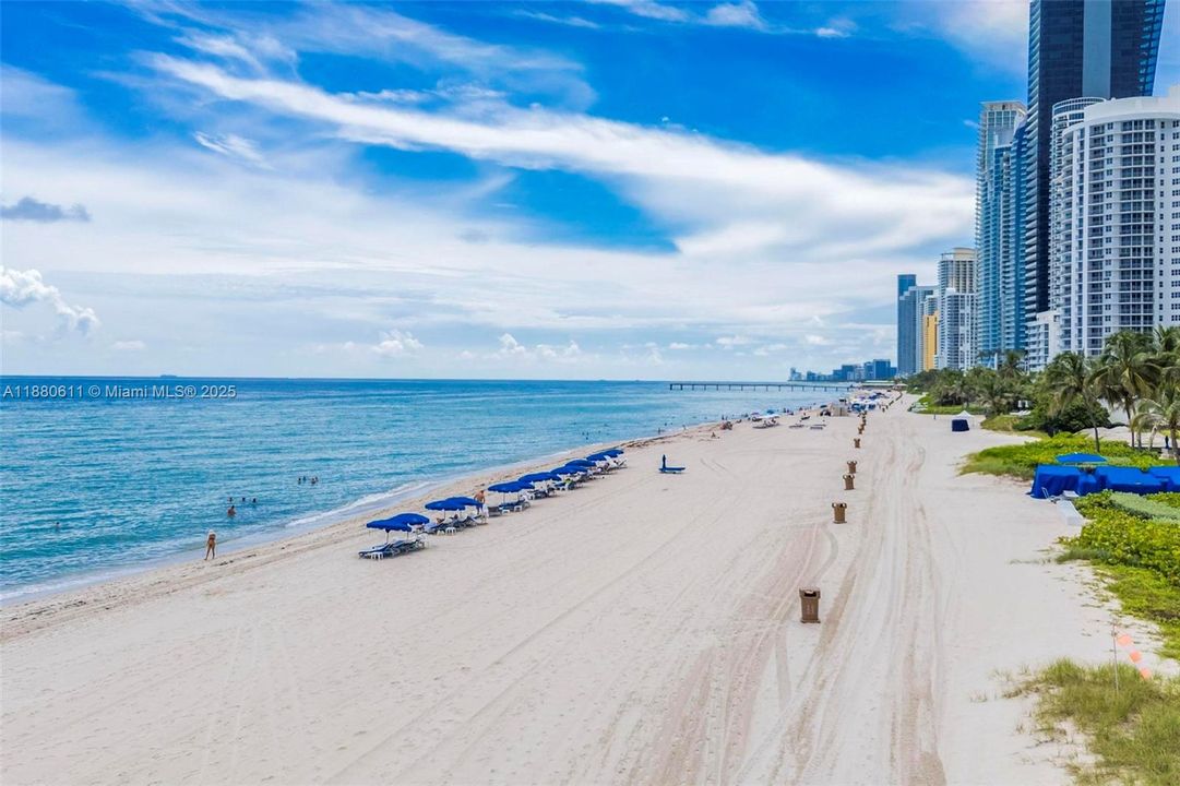 待售: $2,250,000 (3 贝兹, 3 浴室, 1840 平方英尺)