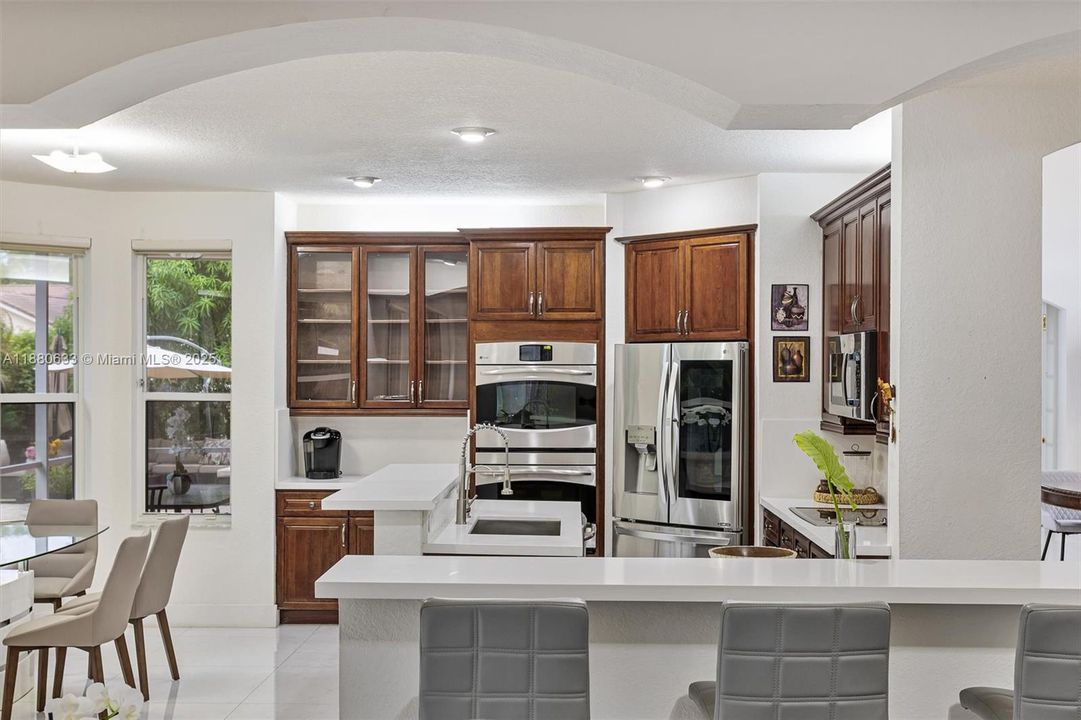 最近售出: $1,449,000 (5 贝兹, 4 浴室, 3719 平方英尺)