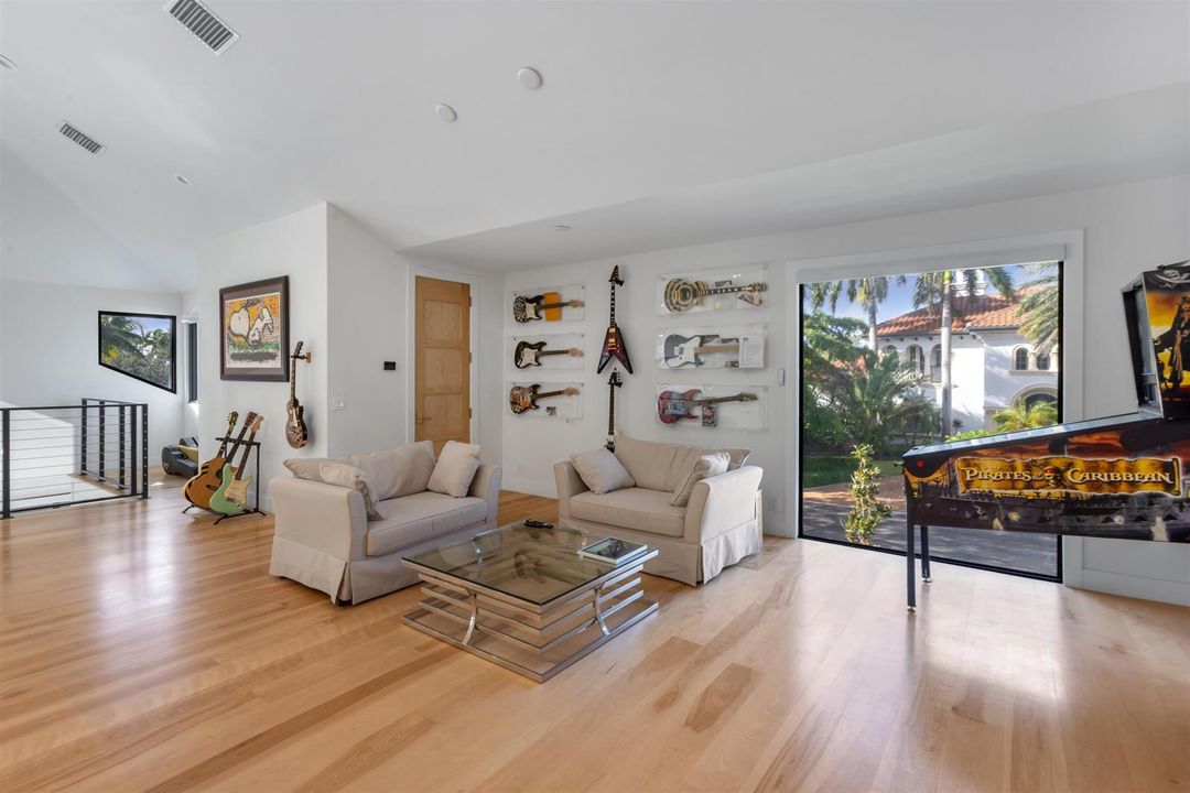 RECREATION_ROOM