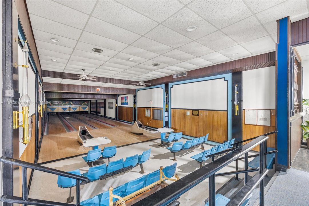 待售: $154,000 (1 贝兹, 1 浴室, 768 平方英尺)