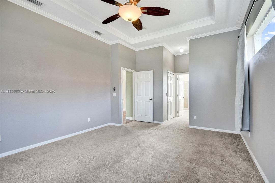 Active With Contract: $499,900 (4 beds, 3 baths, 2409 Square Feet)