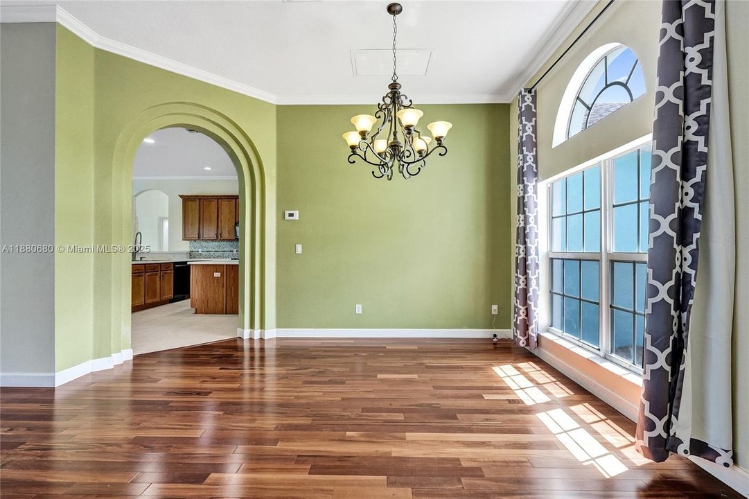 Active With Contract: $499,900 (4 beds, 3 baths, 2409 Square Feet)