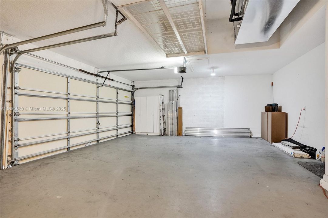 Active With Contract: $499,900 (4 beds, 3 baths, 2409 Square Feet)