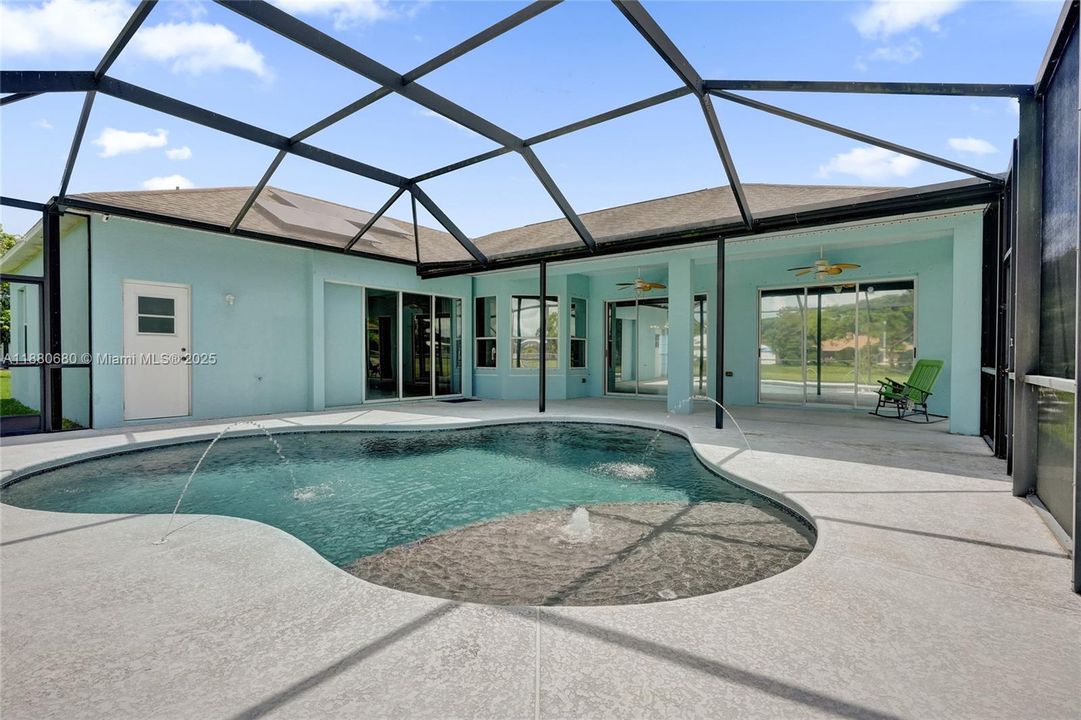 Active With Contract: $499,900 (4 beds, 3 baths, 2409 Square Feet)