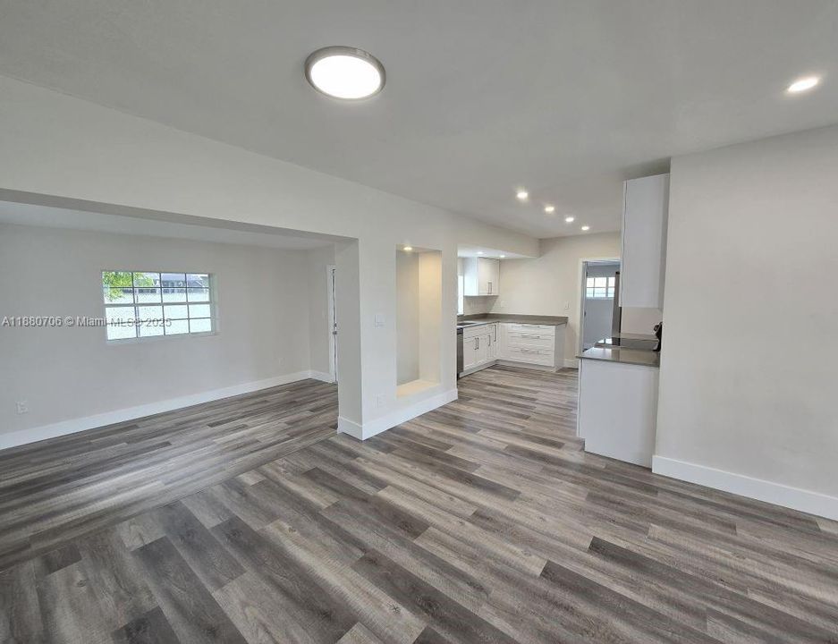 For Sale: $639,000 (4 beds, 2 baths, 1602 Square Feet)