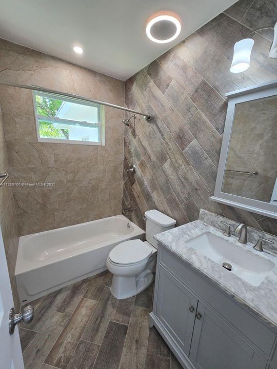 For Sale: $639,000 (4 beds, 2 baths, 1602 Square Feet)