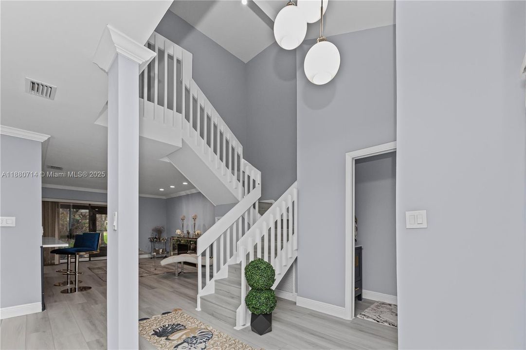 Недавно продано: $415,000 (3 спален, 2 ванн, 1556 Квадратных фут)