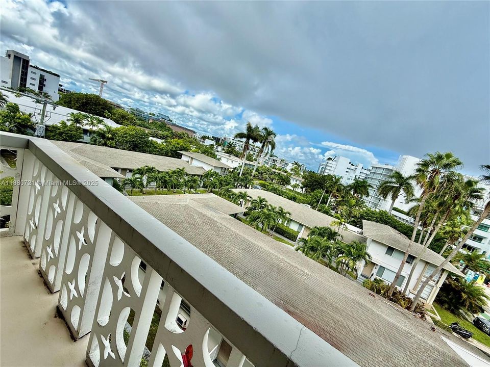 En Venta: $293,000 (1 camas, 1 baños, 919 Pies cuadrados)