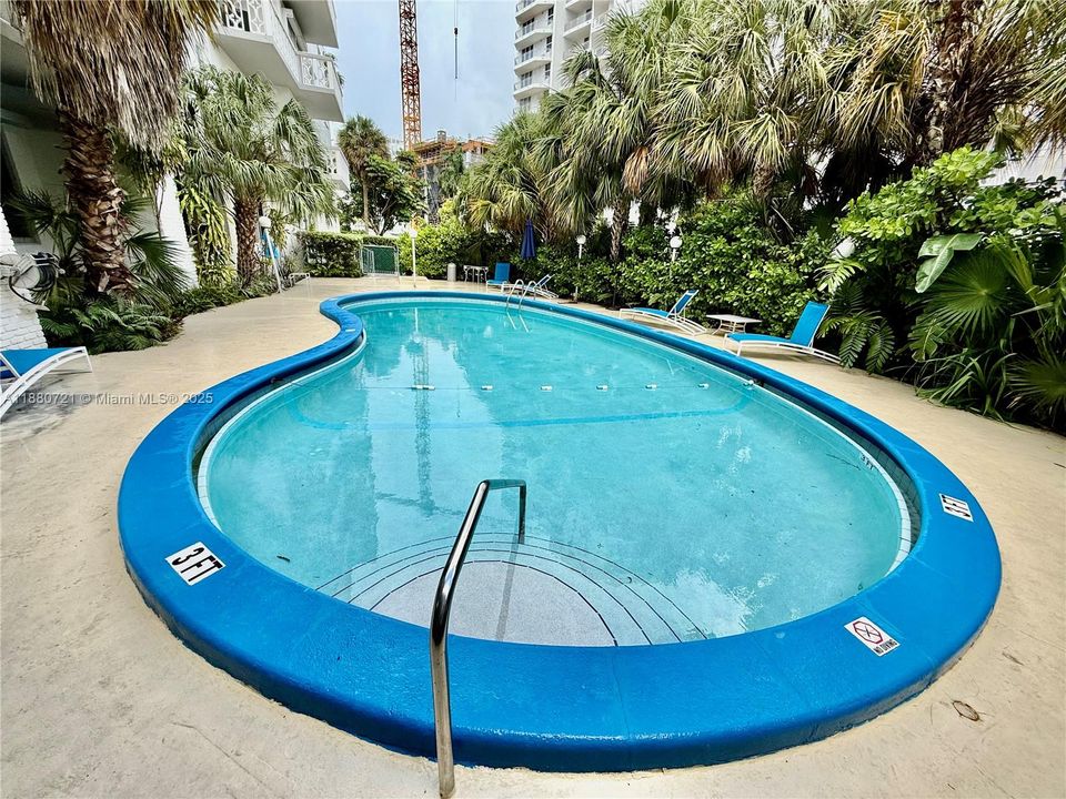 En Venta: $293,000 (1 camas, 1 baños, 919 Pies cuadrados)