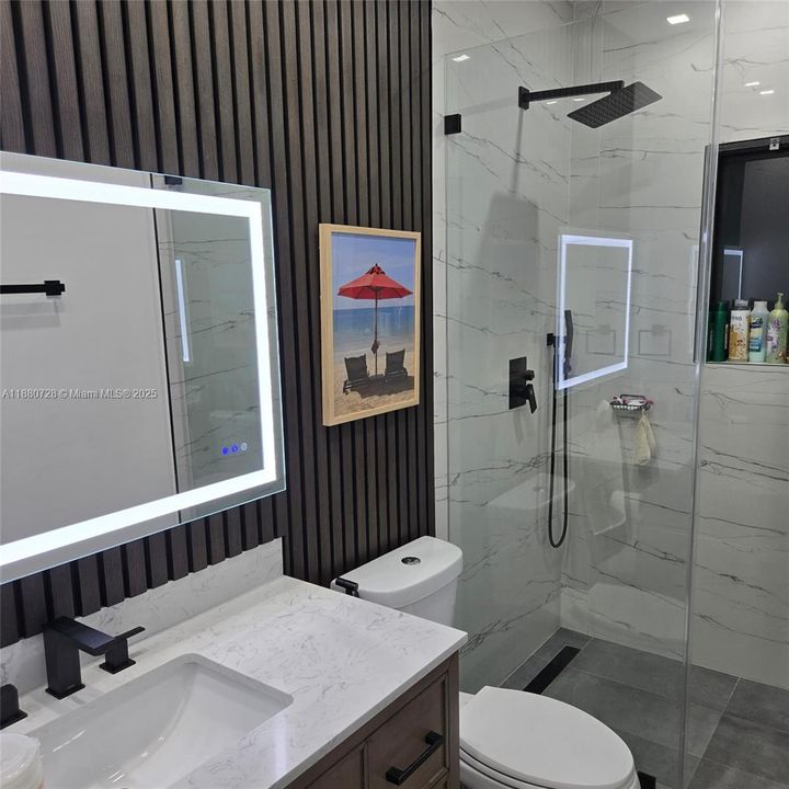 En Venta: $730,000 (3 camas, 2 baños, 1590 Pies cuadrados)