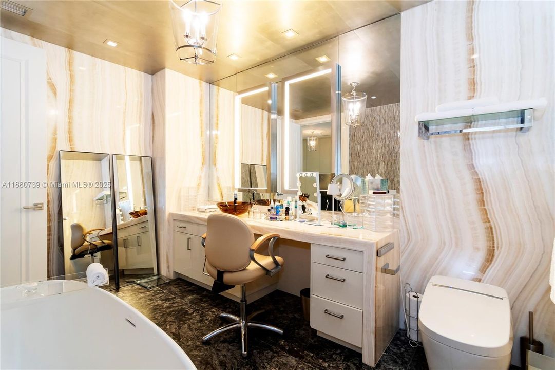 待售: $7,800,000 (4 贝兹, 6 浴室, 4609 平方英尺)