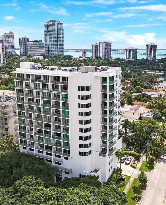 最近售出: $395,000 (1 贝兹, 1 浴室, 698 平方英尺)