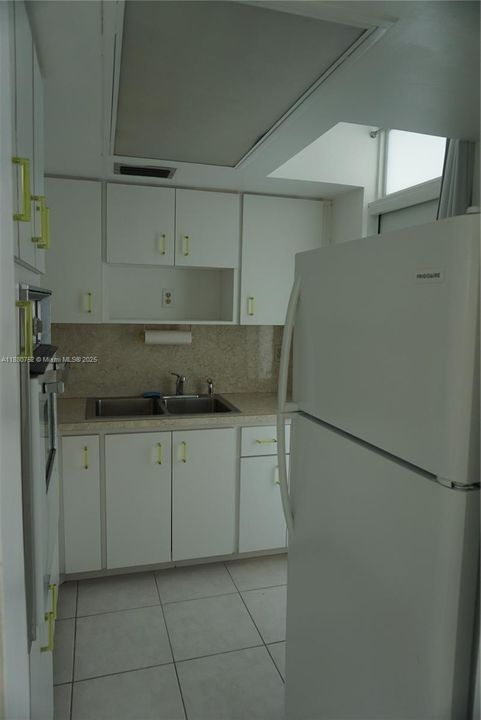 Activo con contrato: $665,000 (1 camas, 1 baños, 640 Pies cuadrados)