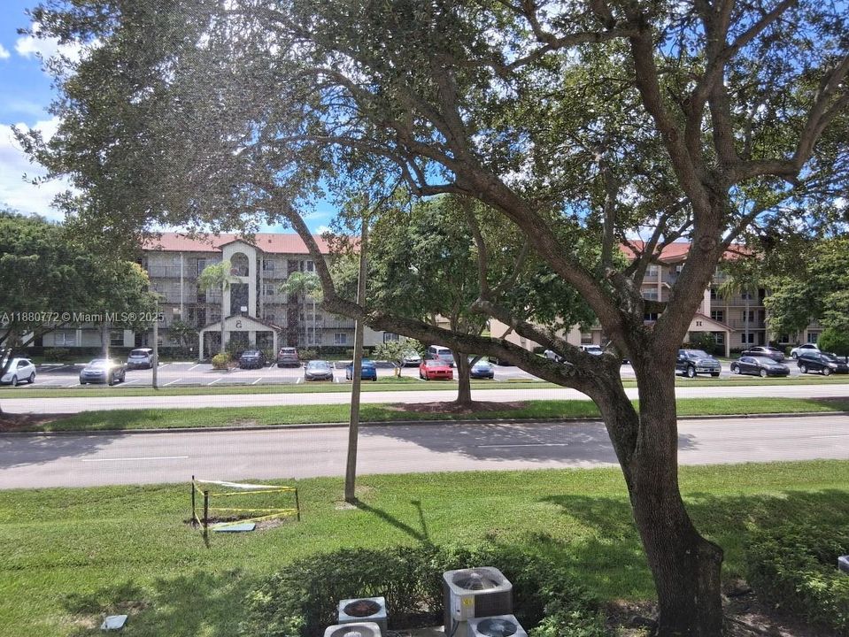 En Renta: $1,990 (2 camas, 2 baños, 1100 Pies cuadrados)