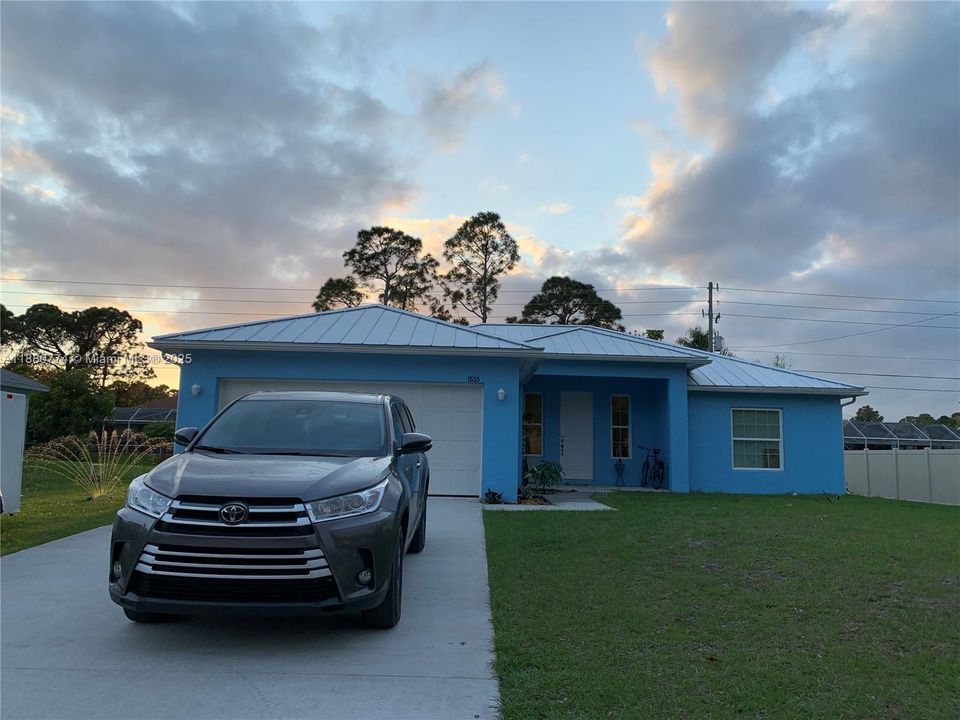 出租: $2,280 (3 贝兹, 2 浴室, 0 平方英尺)