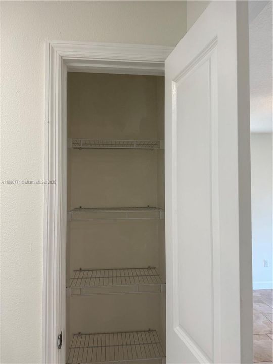 出租: $2,280 (3 贝兹, 2 浴室, 0 平方英尺)