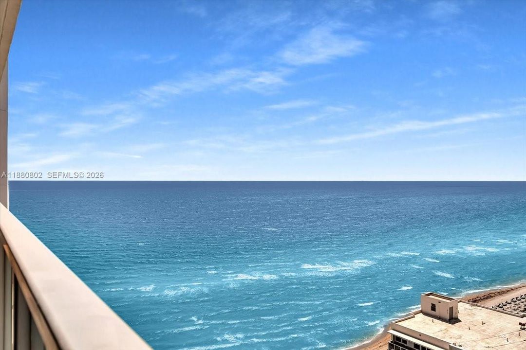 For Sale: $1,895,000 (3 beds, 3 baths, 2627 Square Feet)
