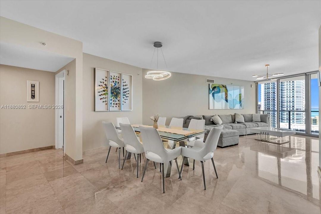 For Sale: $1,895,000 (3 beds, 3 baths, 2627 Square Feet)
