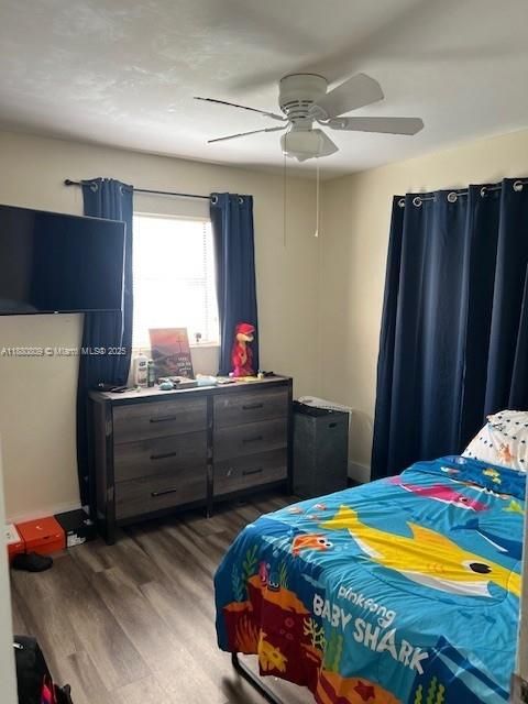 Под контрактом: $425,000 (4 спален, 2 ванн, 1277 Квадратных фут)