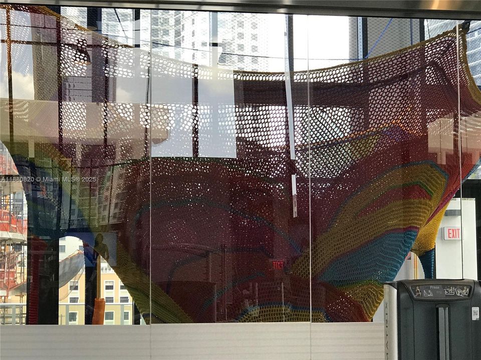 For Sale: $910,000 (2 beds, 3 baths, 1325 Square Feet)