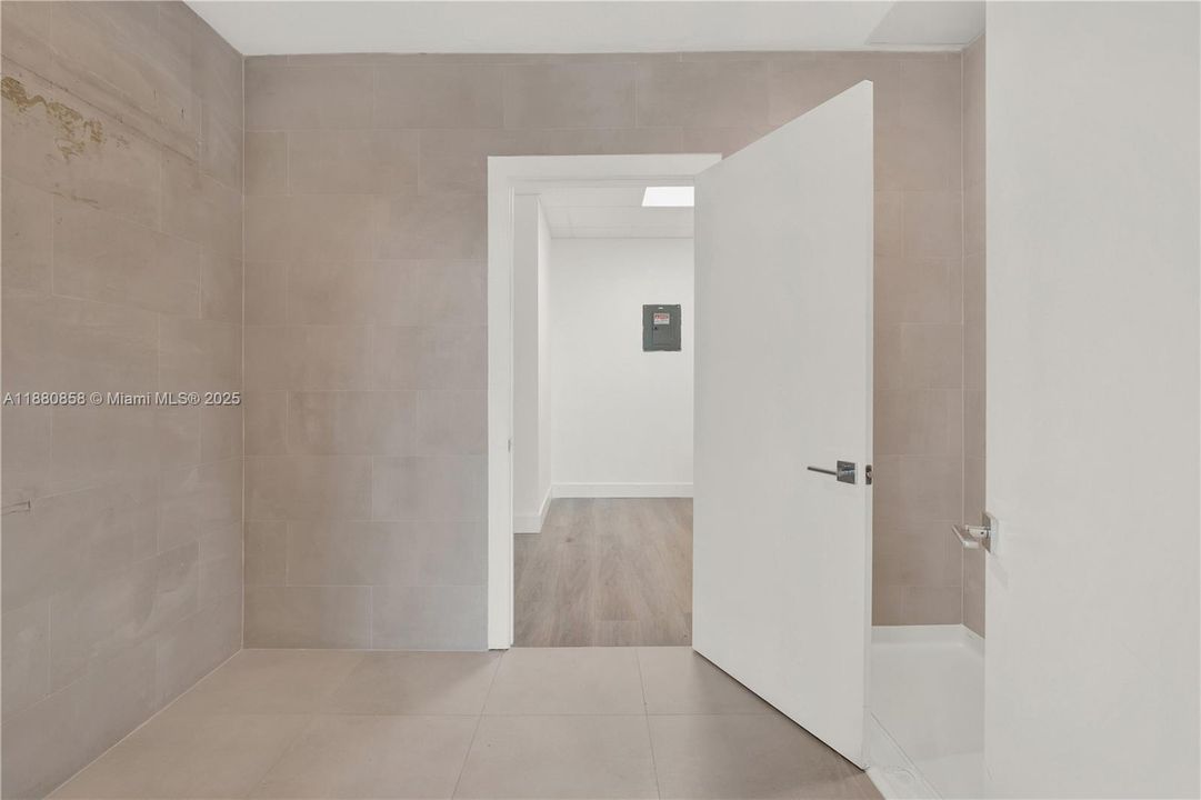 For Sale: $1,040,000 (0 beds, 0 baths, 0 Square Feet)