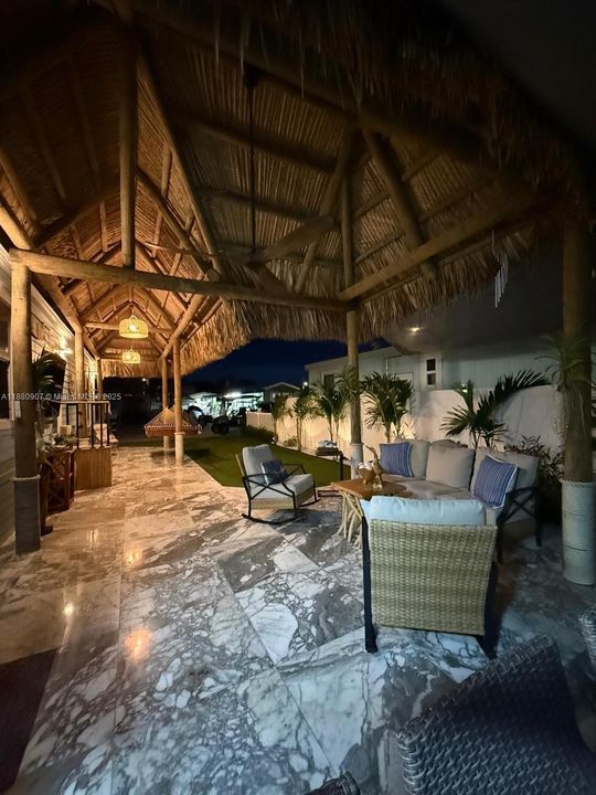 待售: $545,000 (1 贝兹, 1 浴室, 0 平方英尺)